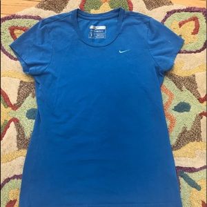 Nike dri-fit short sleeve workout shirt
